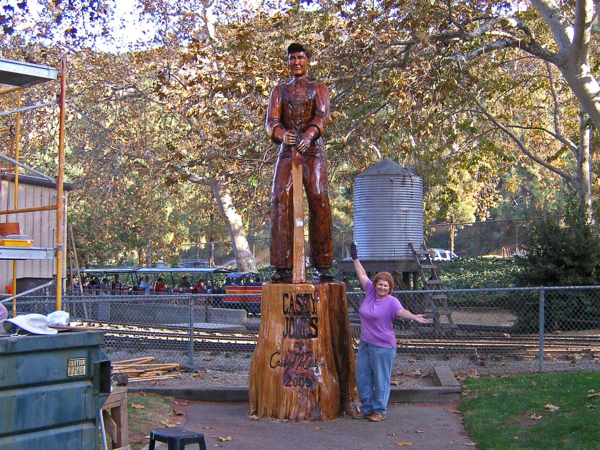 Woodcarving, chainsaw woodcarving, casey jones, griffith park, travel town, los angeles, redwood, art, sculpture